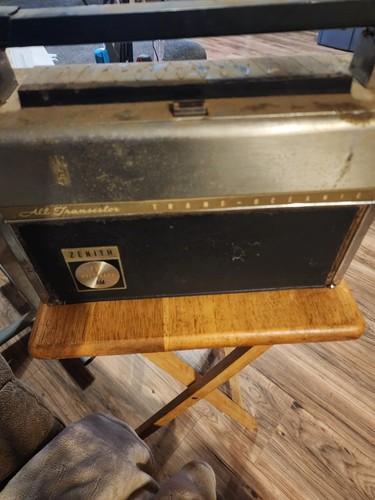Band radio zenith - ,